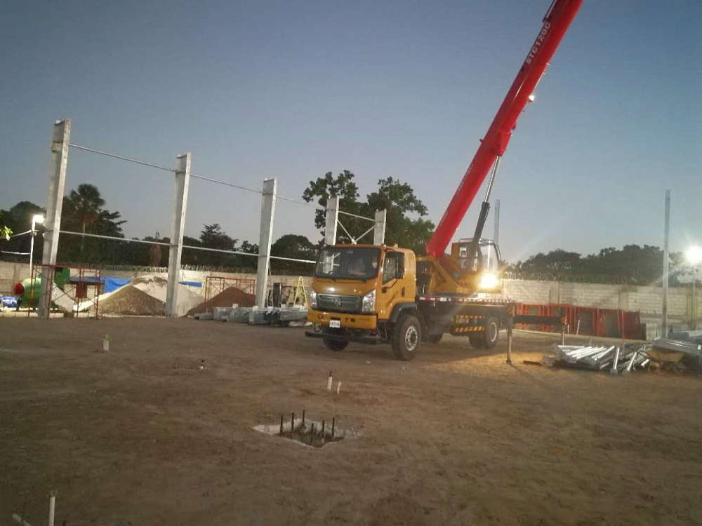 m.ownyourownvineyard.com